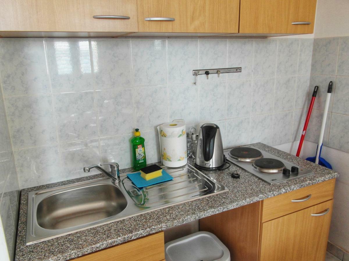 Blue Wave Apartments Турань Экстерьер фото