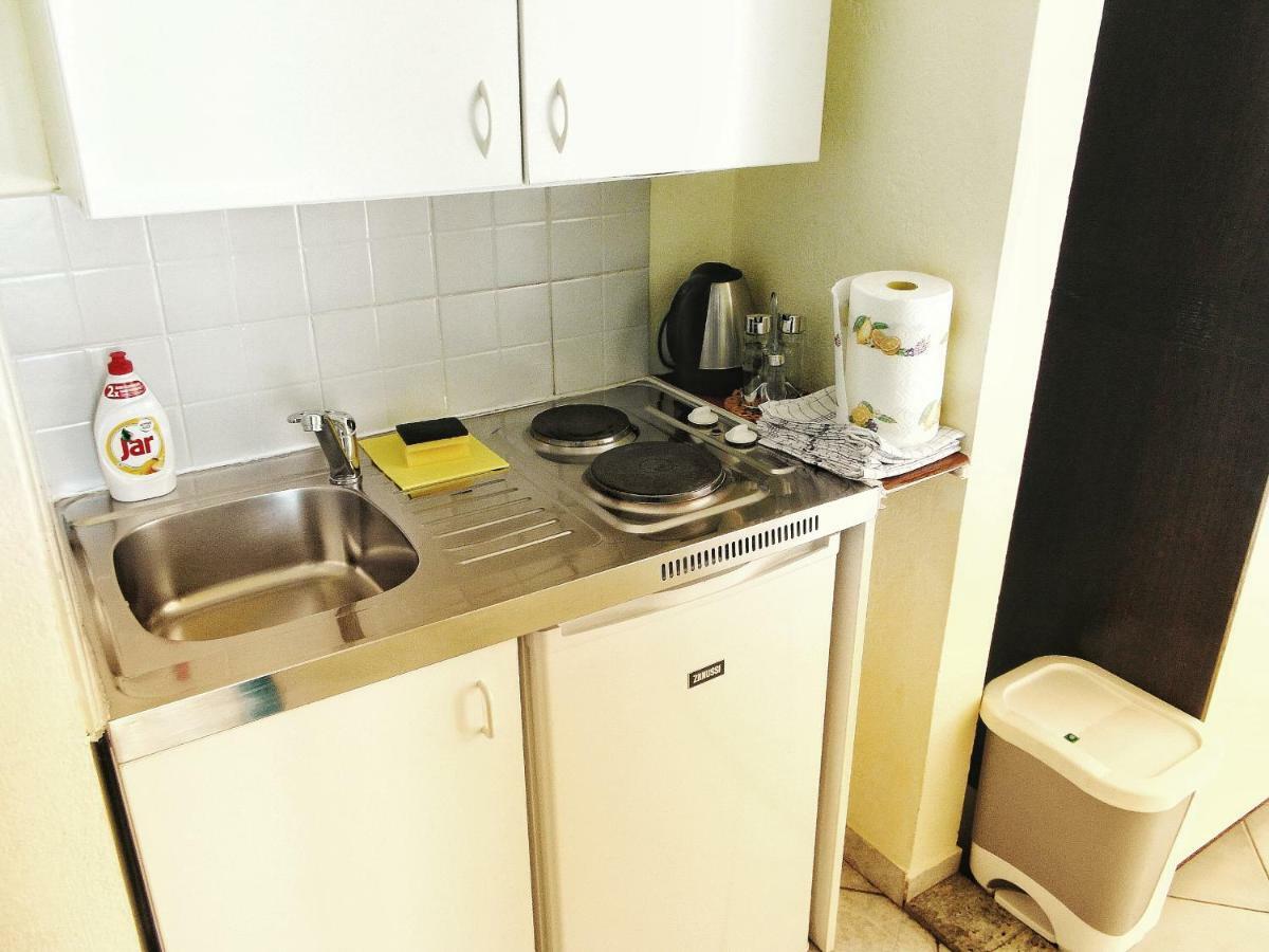 Blue Wave Apartments Турань Экстерьер фото